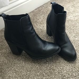 Steve Madden Block Heel Boots